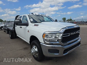 2024 Ram 3500 Cab Chassis Tradesman Crew Cab DRW – miniatura 3