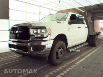2024 Ram 3500 Cab Chassis Tradesman Crew Cab DRW