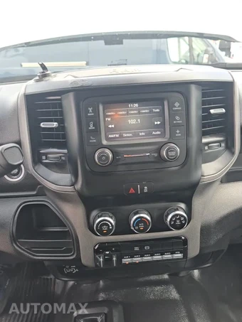 2024 Ram 3500 Cab Chassis Tradesman Crew Cab DRW - miniatura 24