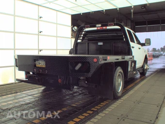 2024 Ram 3500 Cab Chassis Tradesman Crew Cab DRW - miniatura 4
