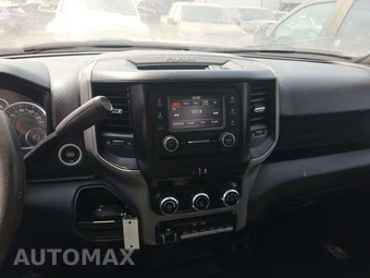 2024 Ram 3500 Cab Chassis Tradesman Crew Cab DRW - miniatura 10