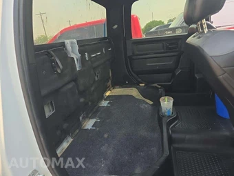 2024 Ram 3500 Cab Chassis Tradesman Crew Cab DRW - miniatura 15