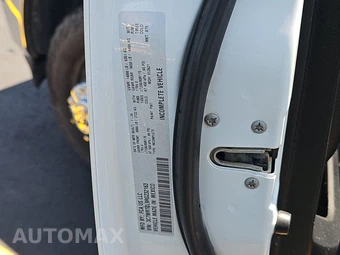 2024 Ram 3500 Cab Chassis Tradesman Crew Cab DRW – miniatura 14