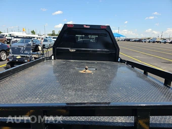 2024 Ram 3500 Cab Chassis Tradesman Crew Cab DRW – miniatura 16