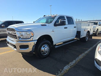 2024 Ram 3500 Cab Chassis Tradesman Crew Cab DRW