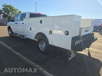 2024 Ram 3500 Cab Chassis Tradesman Crew Cab DRW – miniatura 6