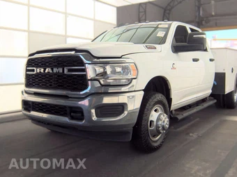 2024 Ram 3500 Cab Chassis Tradesman Crew Cab DRW