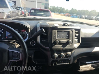 2024 Ram 3500 Cab Chassis Tradesman Crew Cab DRW – miniatura 11