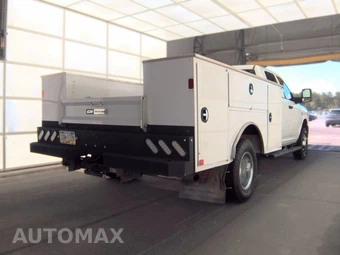 2024 Ram 3500 Cab Chassis Tradesman Crew Cab DRW – miniatura 4