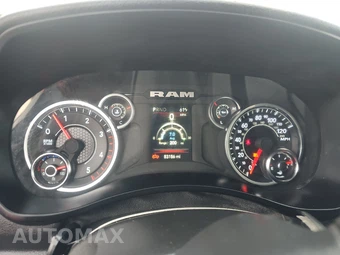 2024 Ram 3500 Cab Chassis Tradesman Crew Cab DRW – miniatura 12