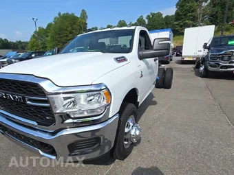 2024 Ram 3500 Cab Chassis Tradesman Regular Cab DRW