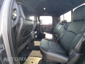 2024 Ram 3500 Laramie Crew Cab Long Bed – miniatura 13
