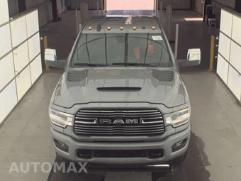 2024 Ram 3500 Laramie Crew Cab Long Bed – miniatura 2