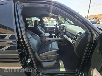 2024 Ram 3500 Laramie Crew Cab Long Bed DRW - miniatura 18
