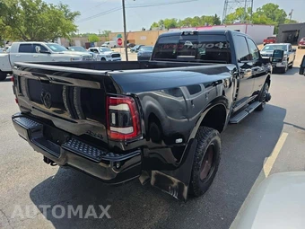 2024 Ram 3500 Laramie Crew Cab Long Bed DRW - miniatura 3