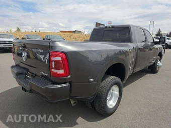2024 Ram 3500 Laramie Crew Cab Long Bed DRW - miniatura 3