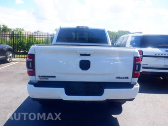 2024 Ram 3500 Laramie Crew Cab Medium Bed – miniatura 13