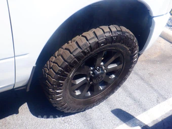 2024 Ram 3500 Laramie Crew Cab Medium Bed – miniatura 18
