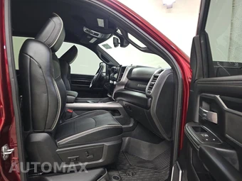 2024 Ram 3500 Laramie Crew Cab Medium Bed - miniatura 8