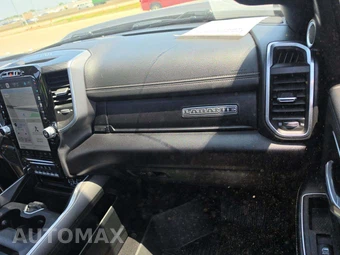 2024 Ram 3500 Laramie Extended Crew Cab Medium Bed – miniatura 19