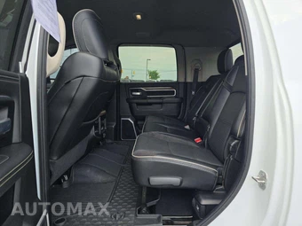 2024 Ram 3500 Laramie Extended Crew Cab Medium Bed DRW – miniatura 13