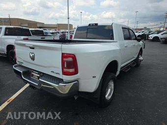 2024 Ram 3500 Laramie Extended Crew Cab Medium Bed DRW – miniatura 3