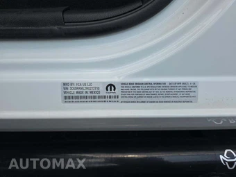 2024 Ram 3500 Laramie Extended Crew Cab Medium Bed DRW – miniatura 5