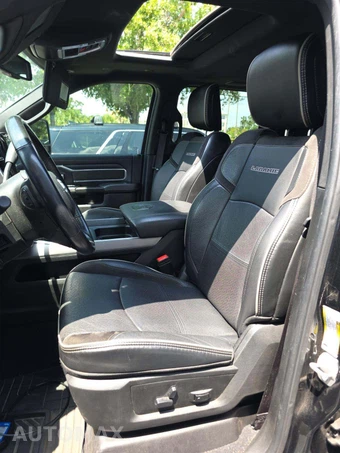2024 Ram 3500 Laramie Extended Crew Cab Medium Bed DRW - miniatura 6