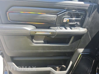 2024 Ram 3500 Limited Crew Cab Long Bed - miniatura 9