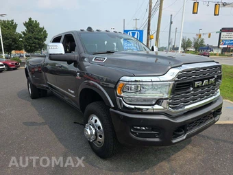 2024 Ram 3500 Limited Crew Cab Long Bed DRW – miniatura 4