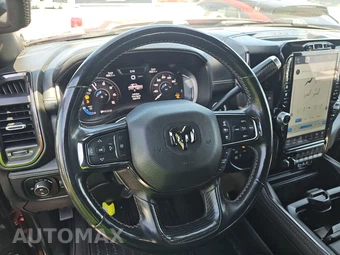 2024 Ram 3500 Limited Crew Cab Long Bed DRW – miniatura 16