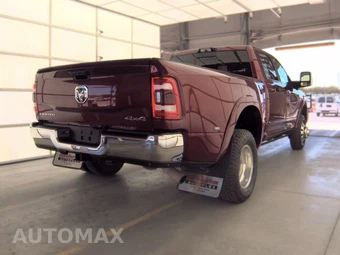 2024 Ram 3500 Limited Crew Cab Long Bed DRW – miniatura 5