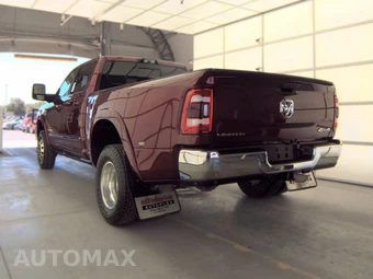 2024 Ram 3500 Limited Crew Cab Long Bed DRW – miniatura 8