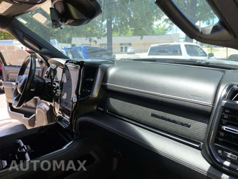 2024 Ram 3500 Limited Crew Cab Long Bed DRW – miniatura 19