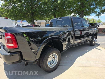 2024 Ram 3500 Limited Crew Cab Long Bed DRW – miniatura 4