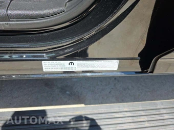 2024 Ram 3500 Limited Crew Cab Long Bed DRW – miniatura 5