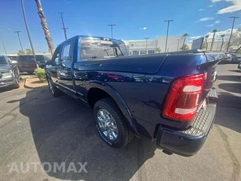 2024 Ram 3500 Limited Crew Cab Medium Bed - miniatura 2
