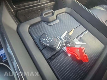 2024 Ram 3500 Limited Crew Cab Medium Bed - miniatura 8