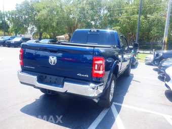 2024 Ram 3500 Limited Extended Crew Cab Medium Bed – miniatura 2