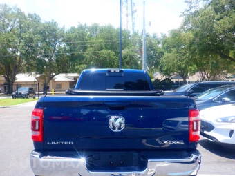2024 Ram 3500 Limited Extended Crew Cab Medium Bed – miniatura 22