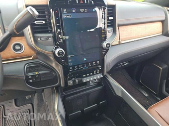 2024 Ram 3500 Limited Longhorn Extended Crew Cab Medium Bed DRW – miniatura 10