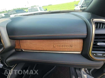 2024 Ram 3500 Limited Longhorn Extended Crew Cab Medium Bed DRW – miniatura 19
