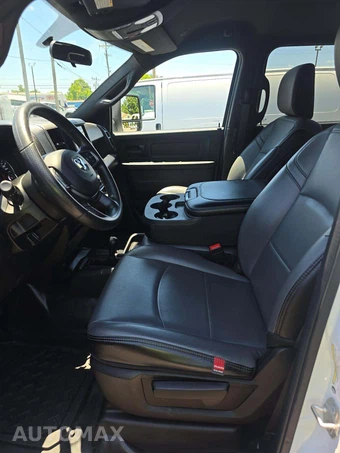 2024 Ram 3500 Tradesman Crew Cab Long Bed – miniatura 6