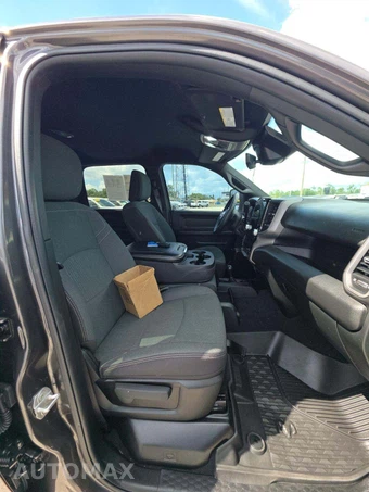 2024 Ram 3500 Tradesman Crew Cab Long Bed - miniatura 18