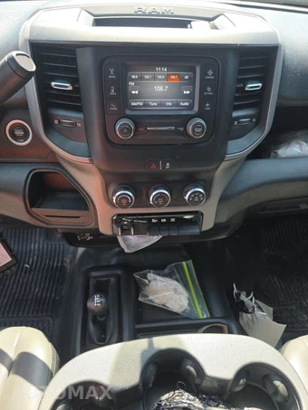2024 Ram 3500 Tradesman Crew Cab Long Bed – miniatura 11