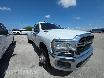 2024 Ram 3500 Tradesman Crew Cab Long Bed – miniatura 3