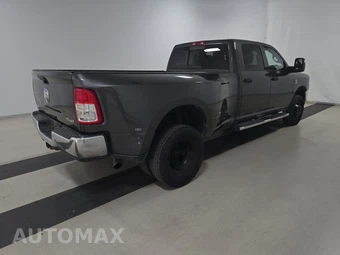 2024 Ram 3500 Tradesman Crew Cab Long Bed DRW - miniatura 4