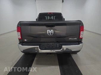 2024 Ram 3500 Tradesman Crew Cab Long Bed DRW - miniatura 5