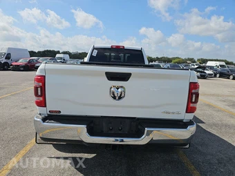 2024 Ram 3500 Tradesman Crew Cab Long Bed DRW – miniatura 5