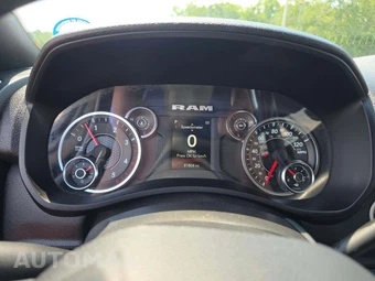 2024 Ram 3500 Tradesman Crew Cab Long Bed DRW – miniatura 9